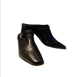 Brighton “twist” mules